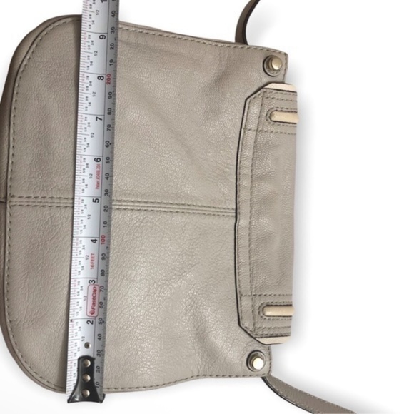 Kate Spade Rianne Pratt Street leather crossbody bag in gray leather - Picture 3 of 12